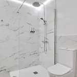 Orange Light With Private Pool * Κοραλέχο