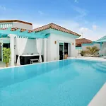 Orange Light With Private Pool Βίλα