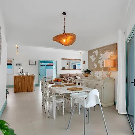 Orange Light With Private Pool Κοραλέχο