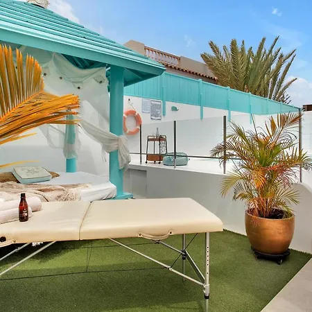 Orange Light With Private Pool Corralejo