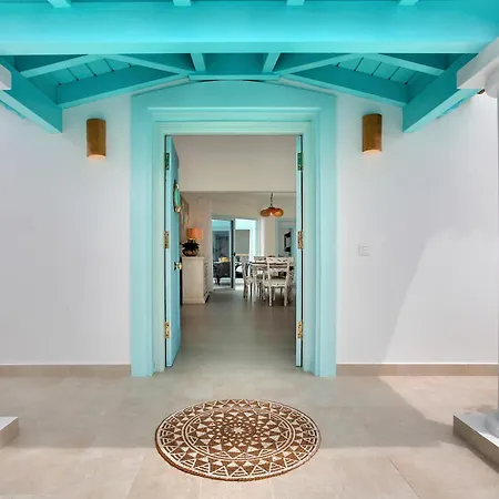 Willa Orange Light With Private Pool Corralejo