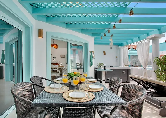 Orange Light With Private Pool Villa Corralejo