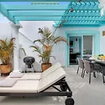 Orange Light With Private Pool ヴィラ コラレホ